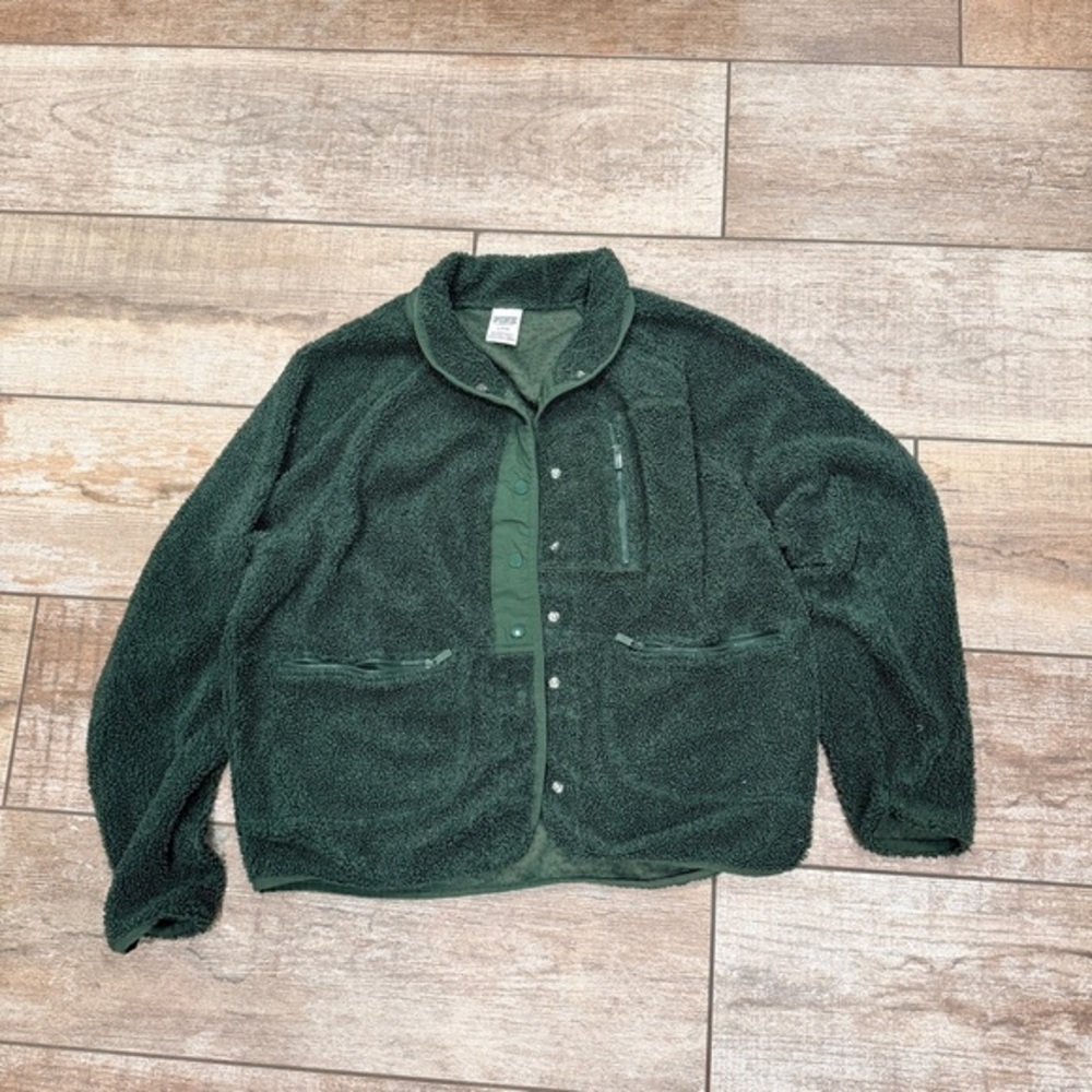 Pink Victoria’s Secret | Green Snap Button Sweater